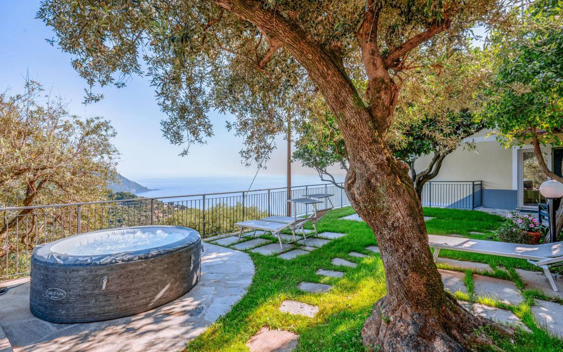 Photo of Others in Recco
