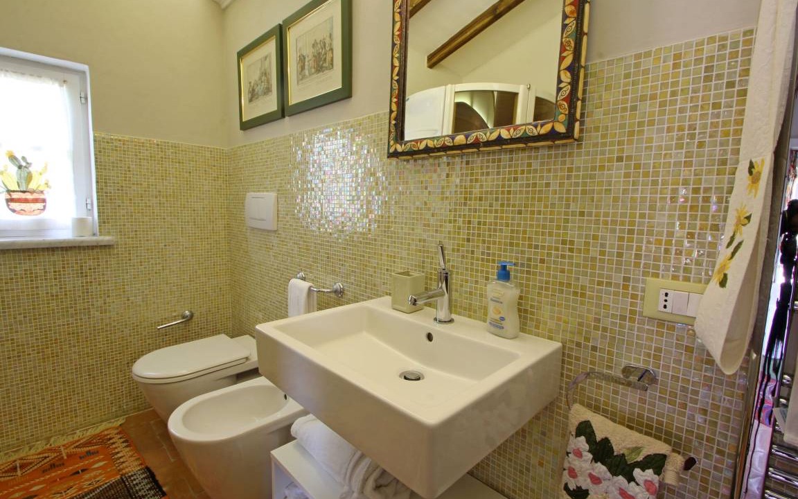Photo of Bathroom in Ortonovo