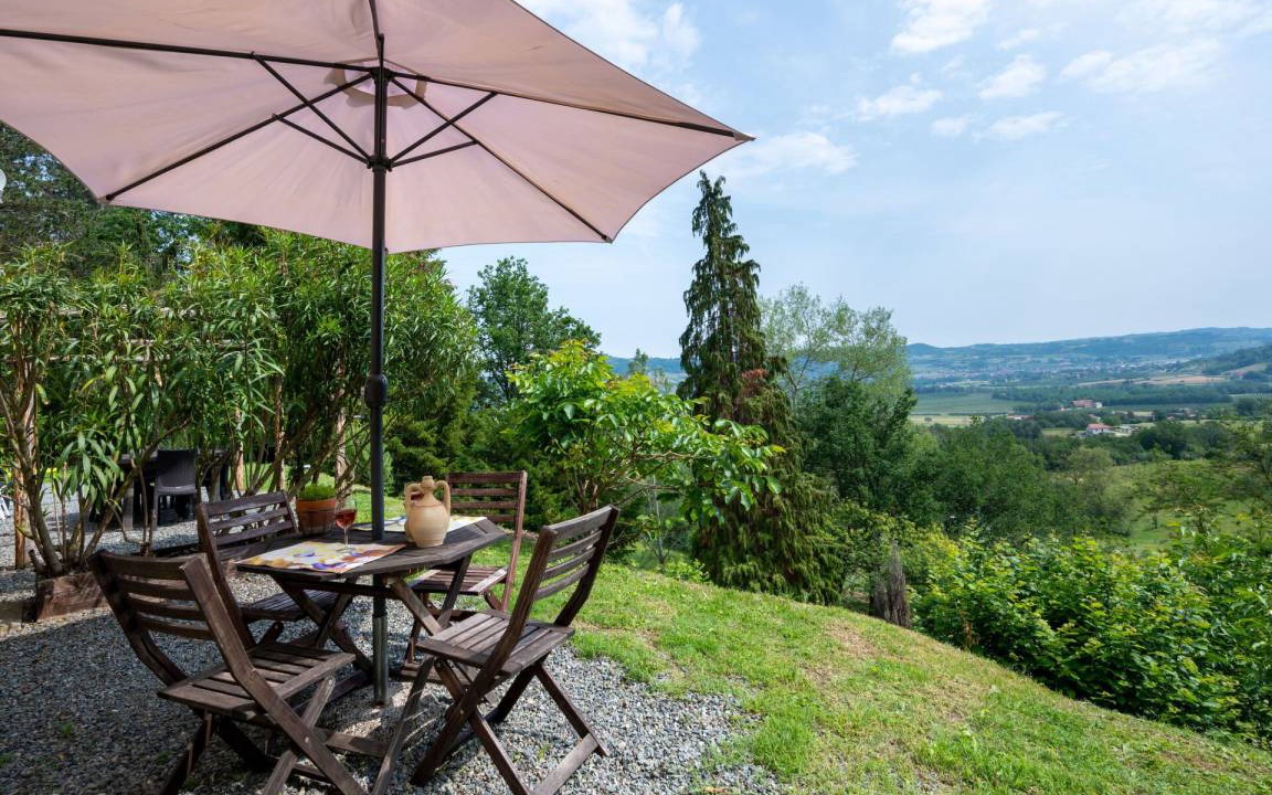 Photo of Patio Balcony in Monastero Bormida