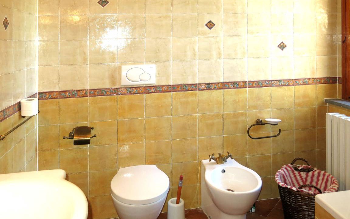 Photo of Bathroom in Orciatico