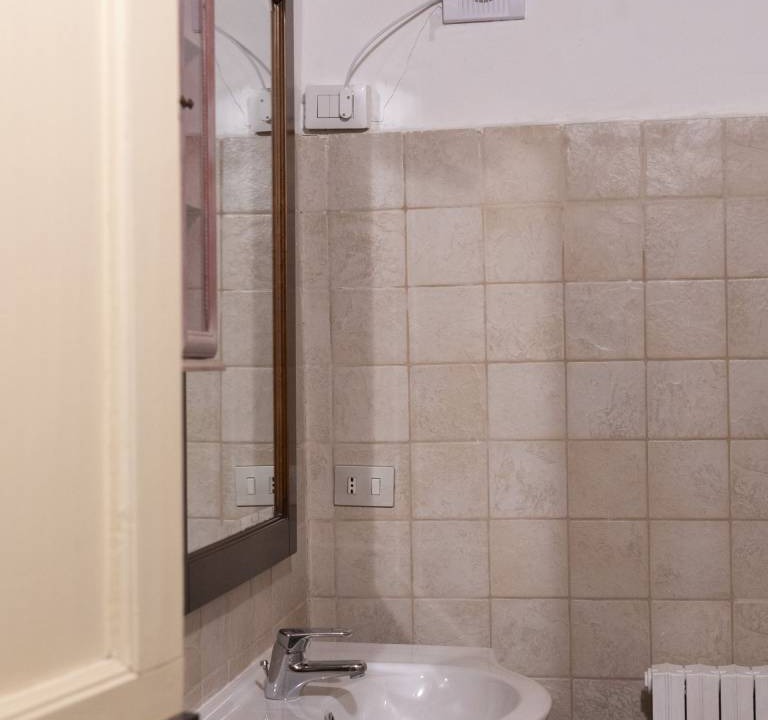 Photo of Bathroom in Mombaroccio