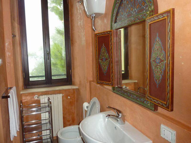 Photo of Bathroom in Santa Vittoria in Matenano