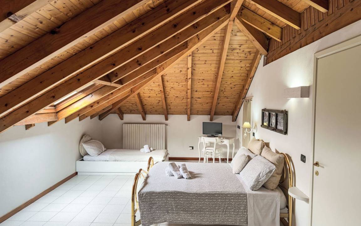 Photo of Bedroom in Castronno