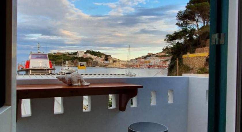 Photo of Patio Balcony in Ponza