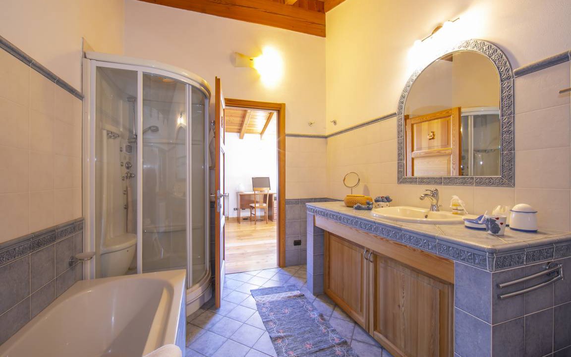 Photo of Bathroom in Castelveccana