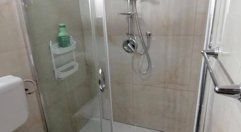 Photo of Bathroom in Naro