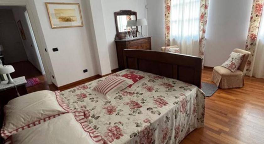 Photo of Others in Palazzo Canavese