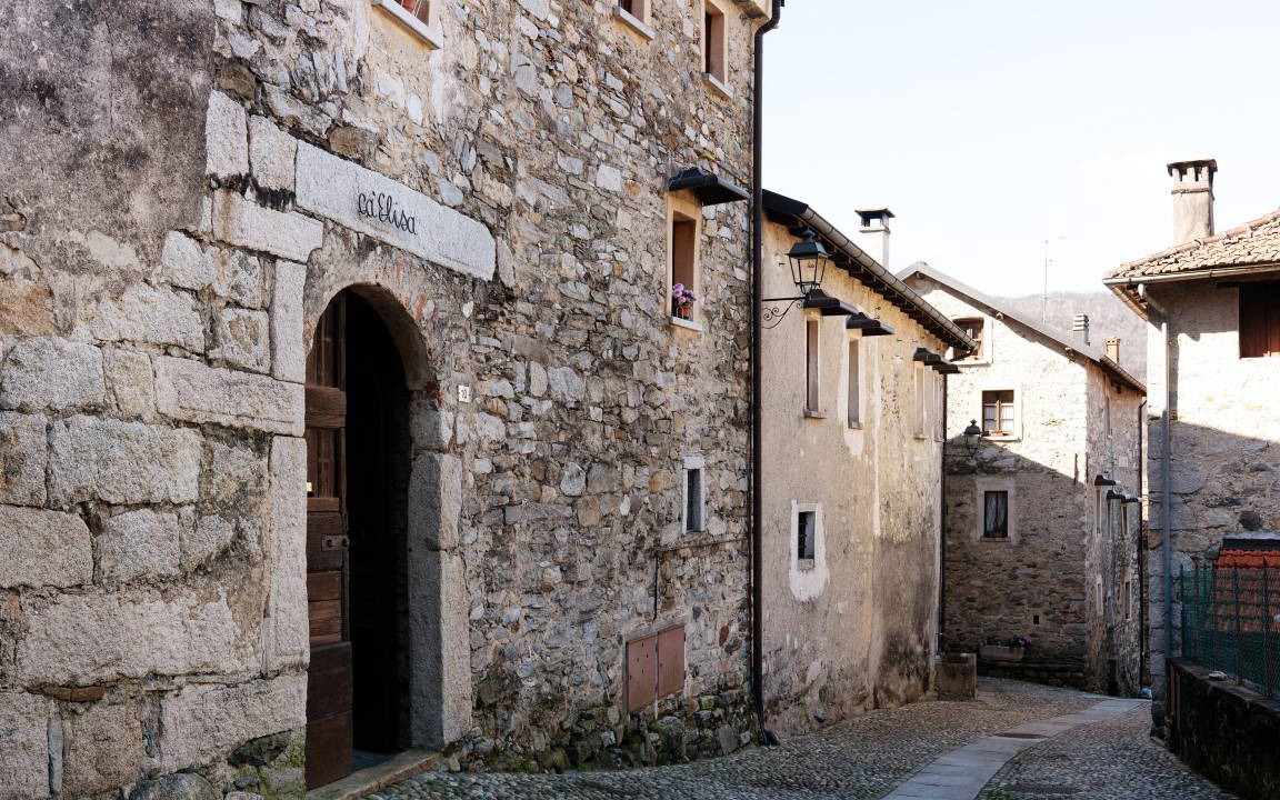 Photo of Others in Armeno