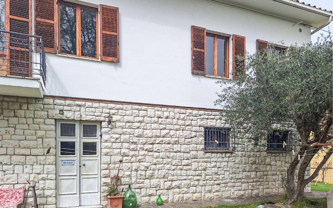 Photo of Buildings in Montefelcino