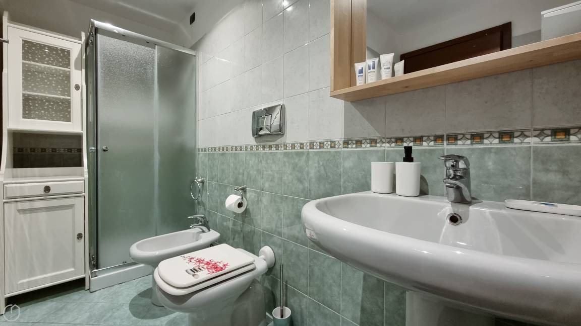 Photo of Bathroom in Gorla