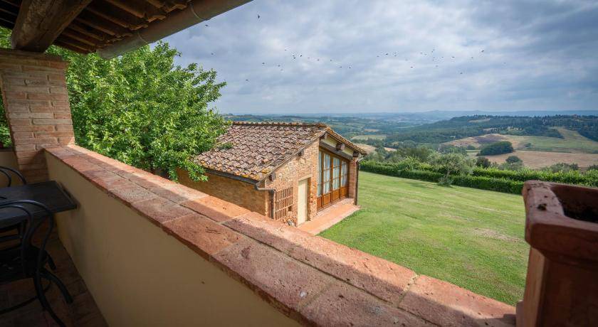 Photo of Others in San Gimignano