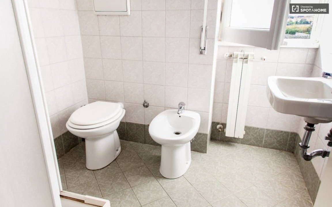 Photo of Bathroom in Quartiere XXVIII Monte Sacro Alto