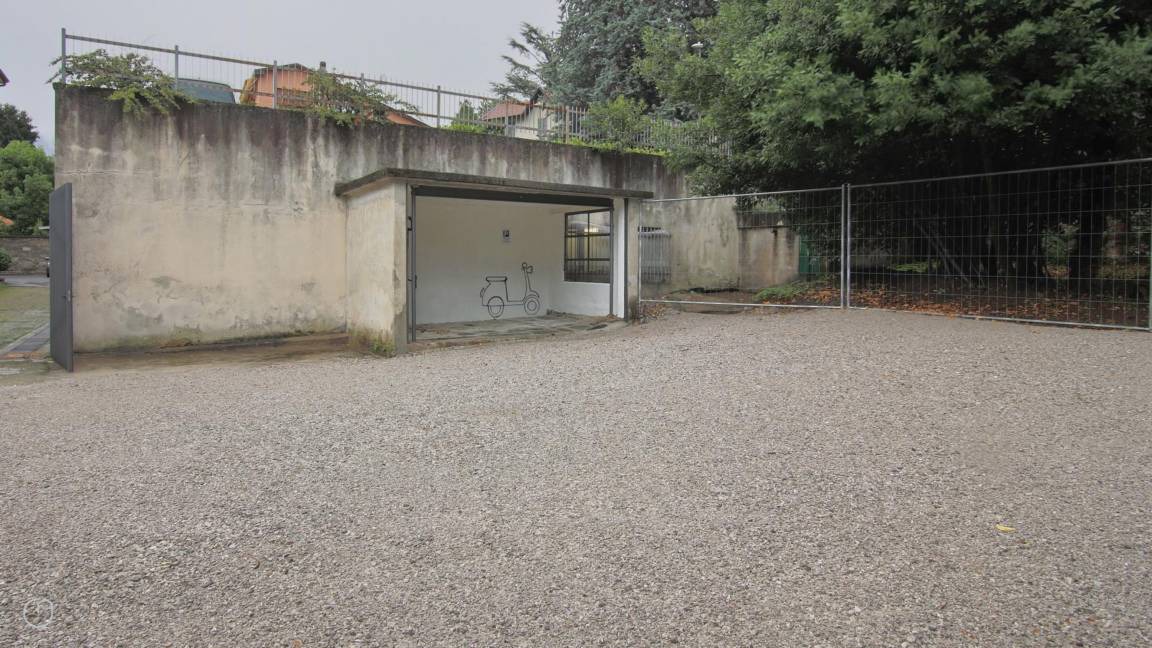 Photo of Others in Torno
