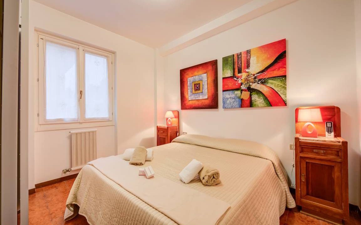 Photo of Bedroom in Gardone Riviera