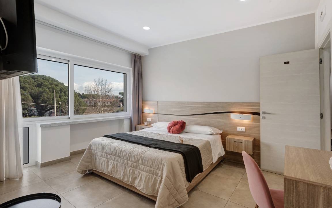 Photo of Bedroom in Naples
