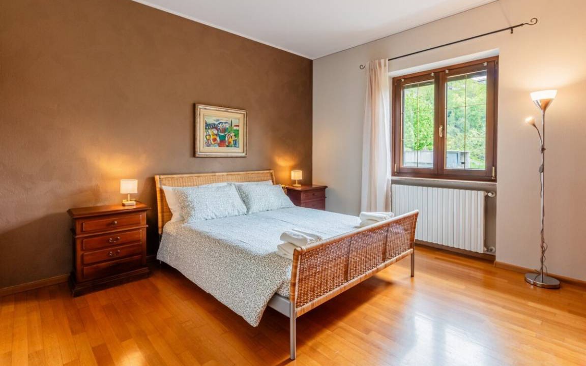 Photo of Bedroom in Neive