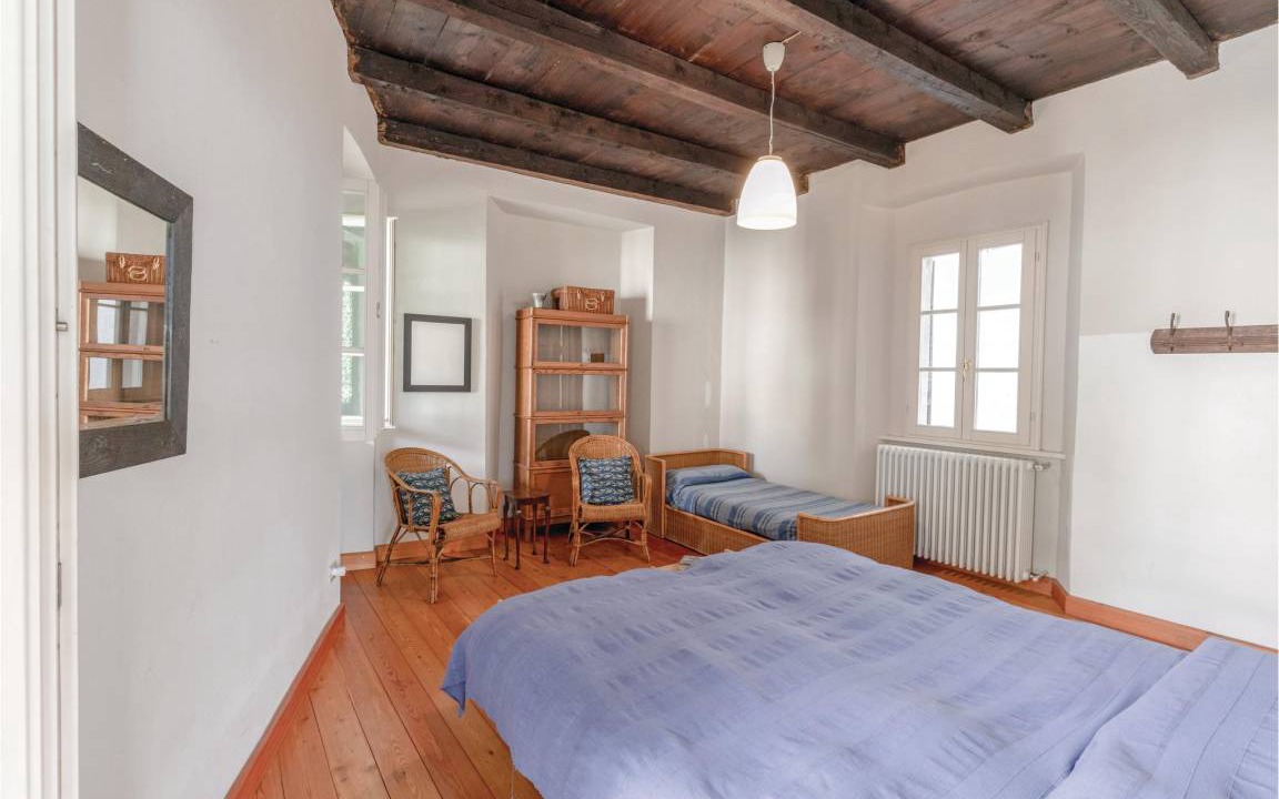 Photo of Bedroom in Orta San Giulio
