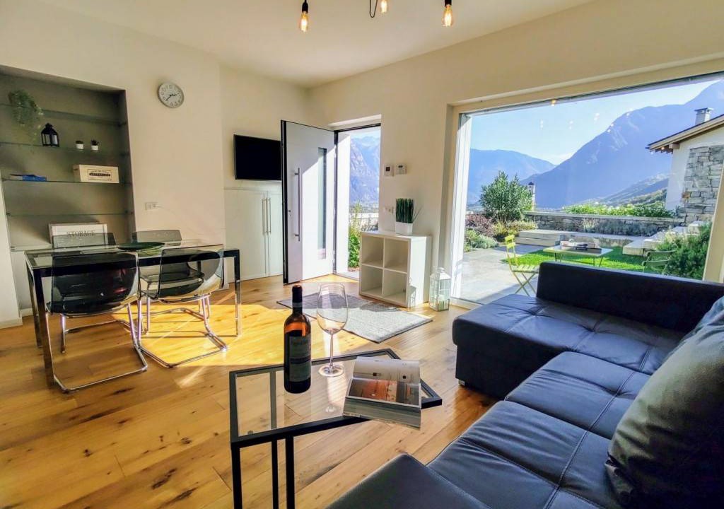 Photo of Livingroom in Samolaco