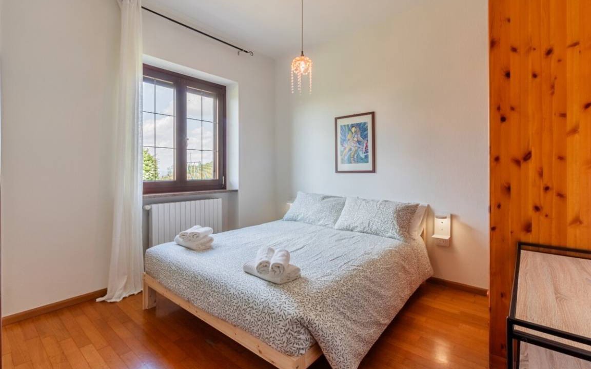 Photo of Bedroom in Neive