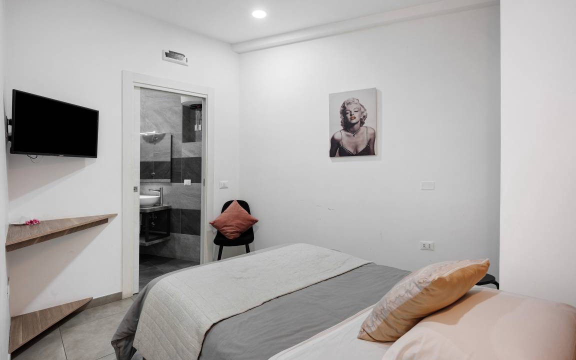 Photo of Bedroom in Naples