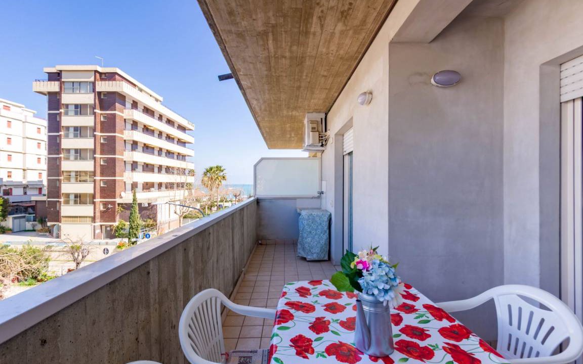 Photo of Patio Balcony in Alba Adriatica