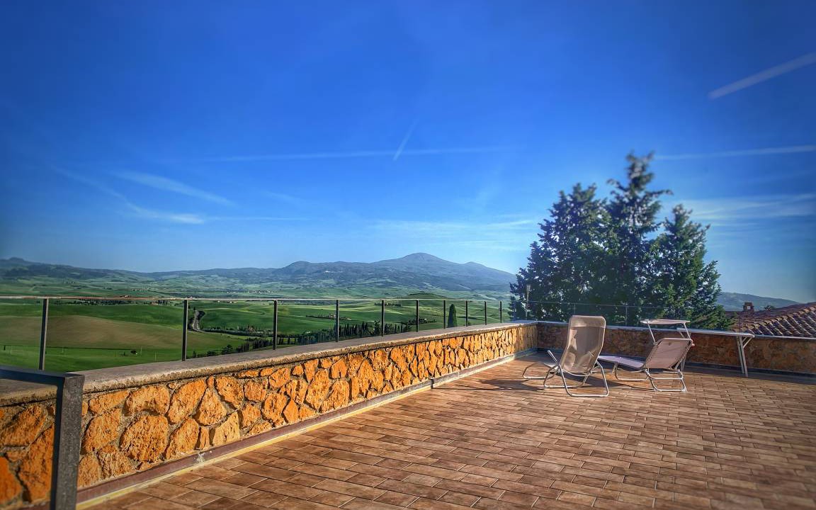 Photo of Others in Pienza