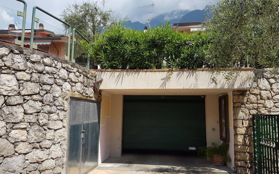 Photo of Others in Assenza