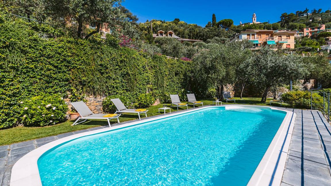 Photo of Others in Recco