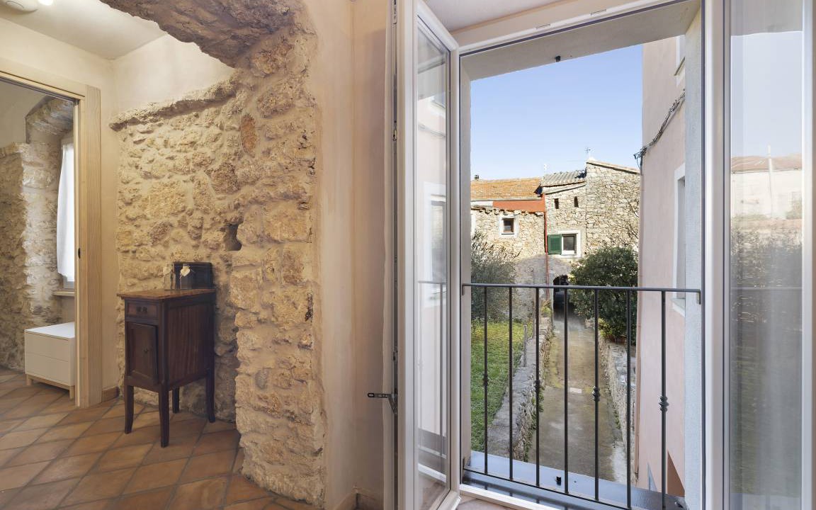 Photo of Patio Balcony in Boragni