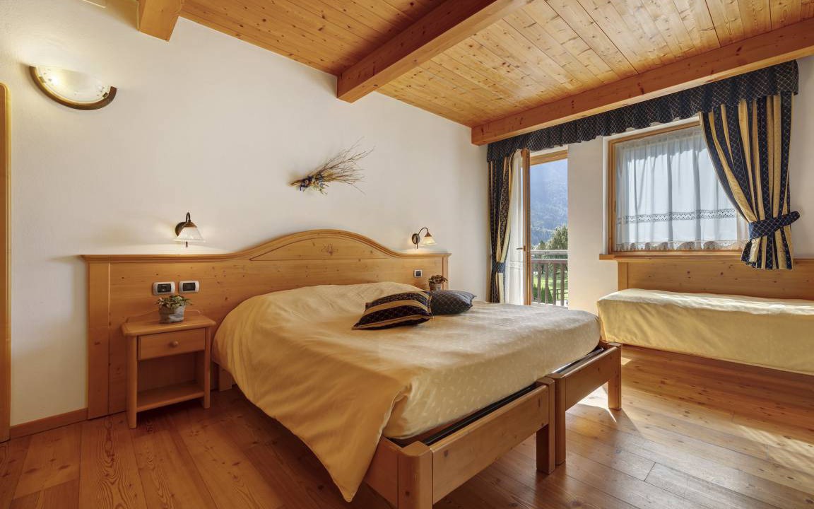 Photo of Bedroom in Caderzone Terme