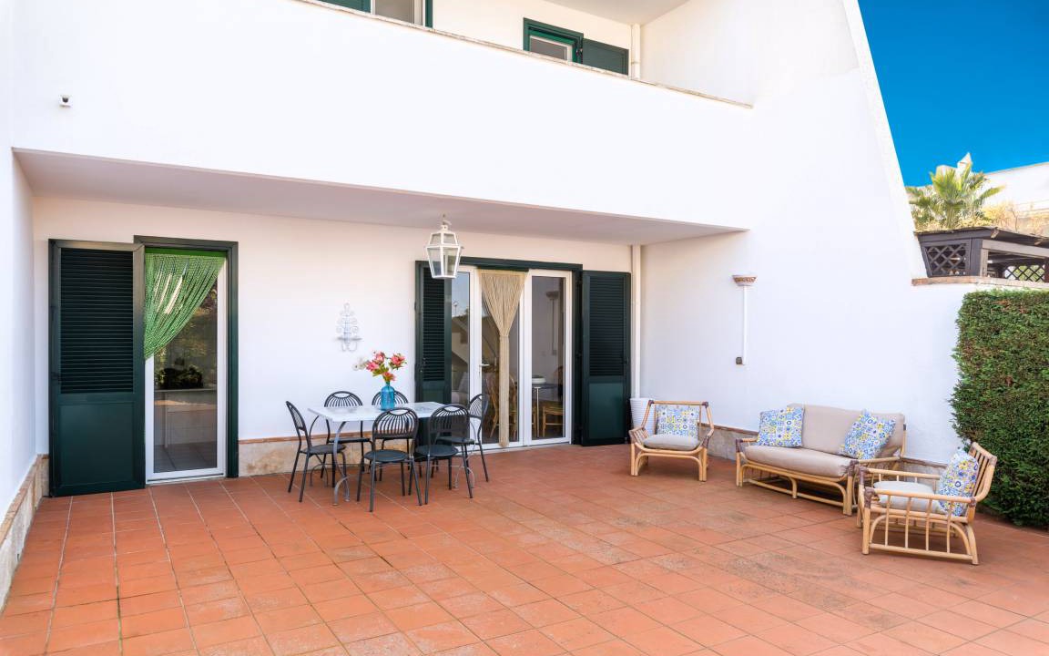 Photo of Patio Balcony in Torre Santa Sabina