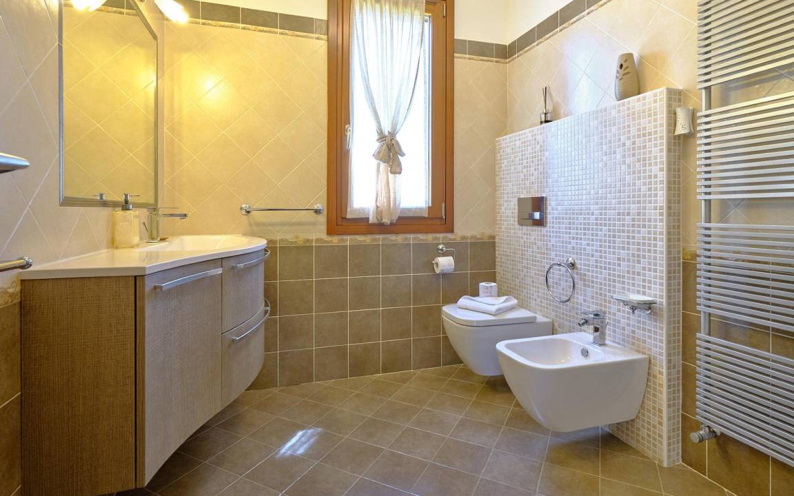 Photo of Bathroom in Salionze