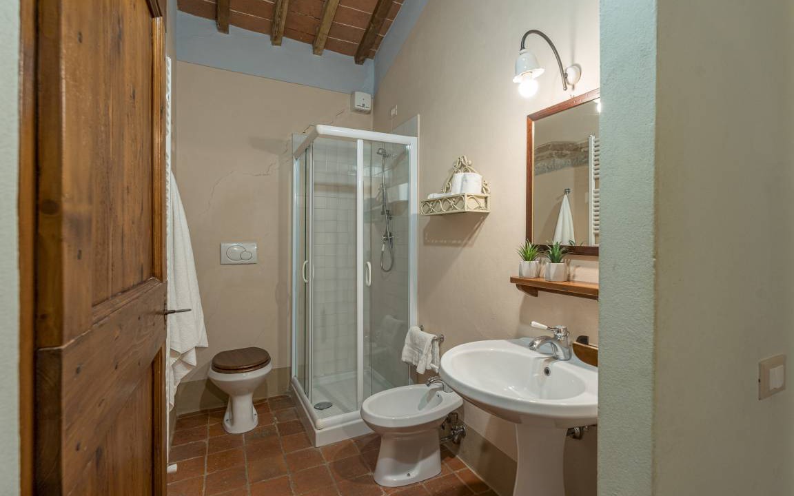 Photo of Bathroom in Cortona