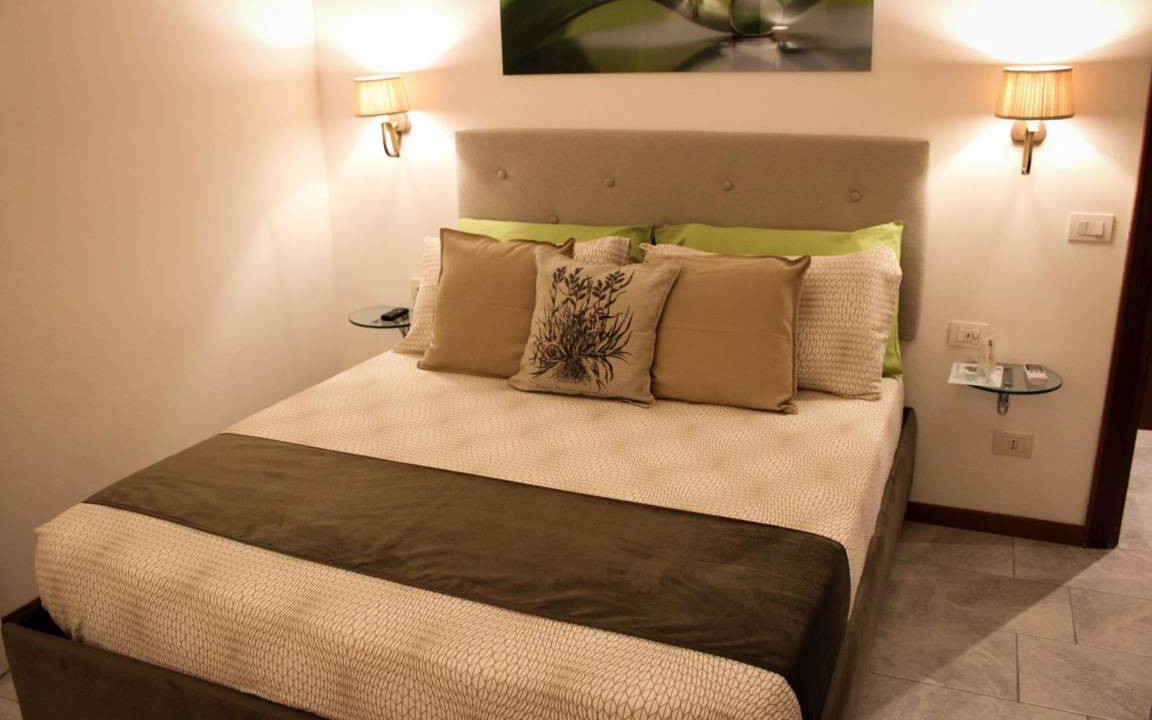 Photo of Bedroom in Latina Lido