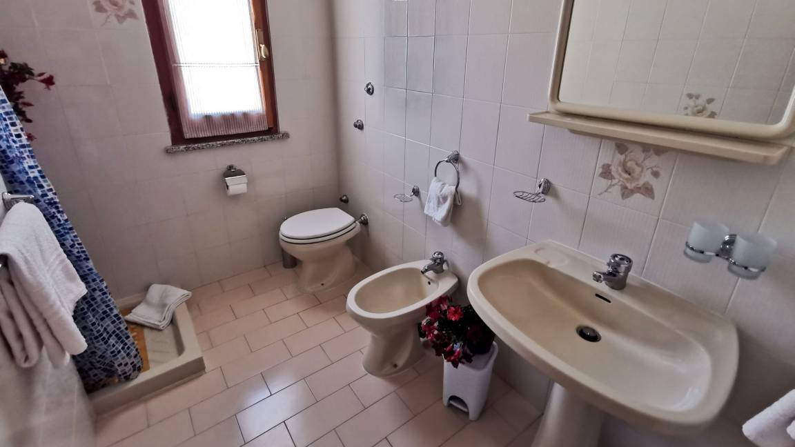 Photo of Bathroom in Limpiddu