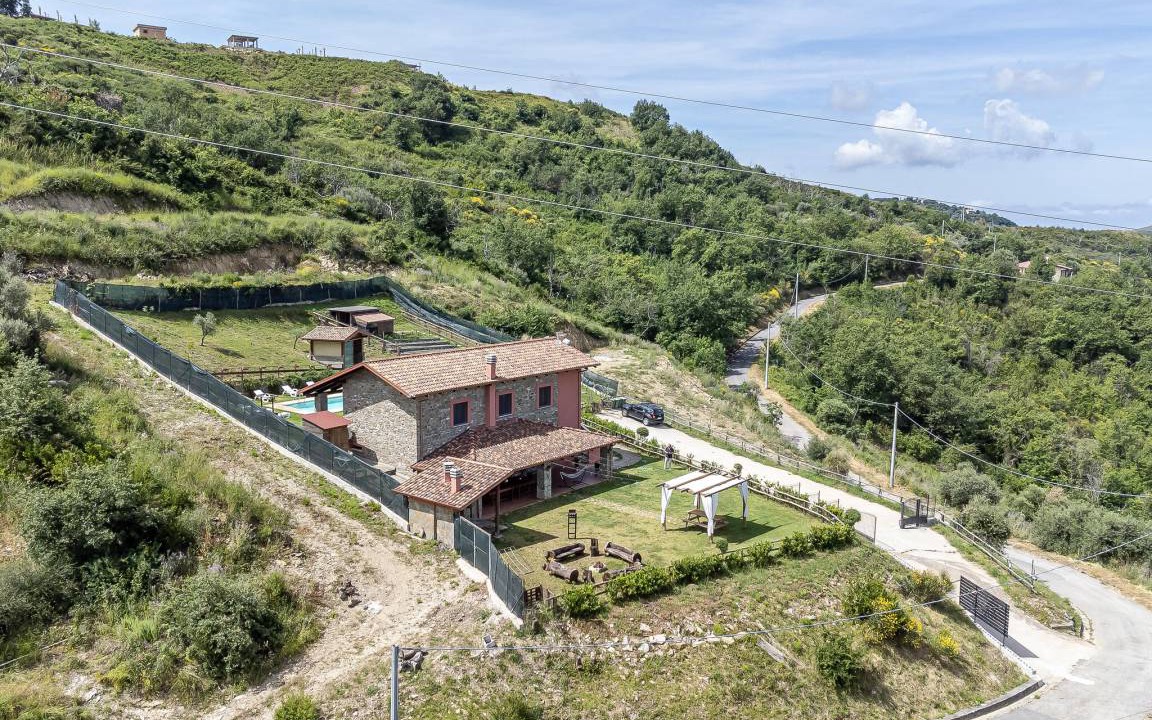 Photo of Others in Torchiara