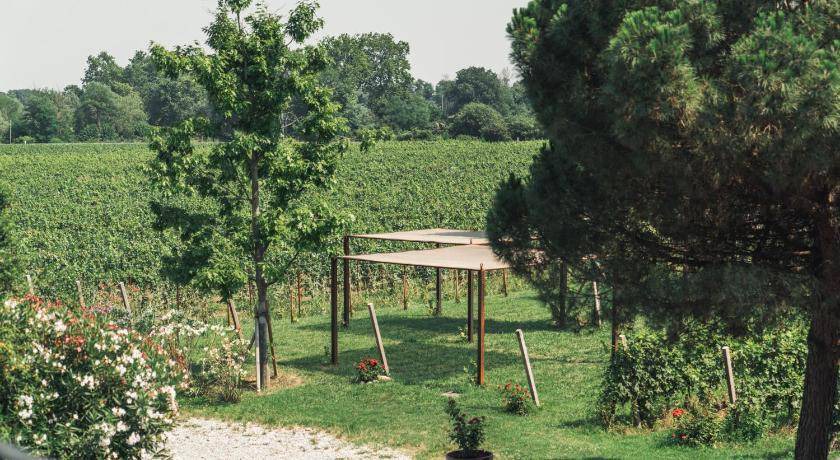 Photo of Others in Bornato