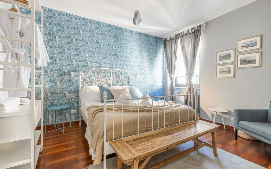 Photo of Bedroom in La Spezia Historic Centre