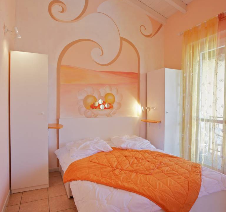 Photo of Bedroom in Maccagno con Pino e Veddasca