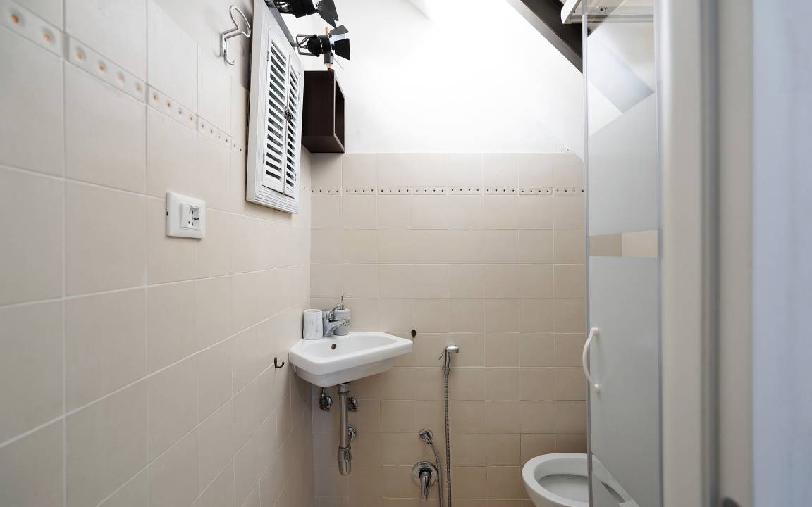 Photo of Bathroom in Pitelli