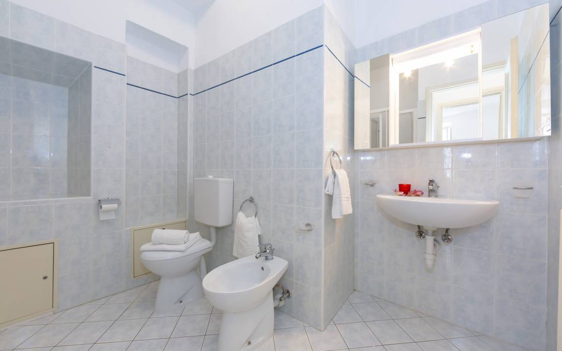 Photo of Bathroom in Menaggio
