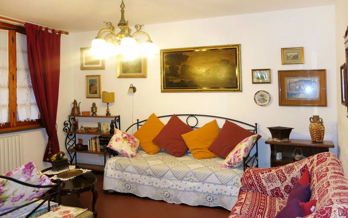 Photo of Bedroom in Orciatico