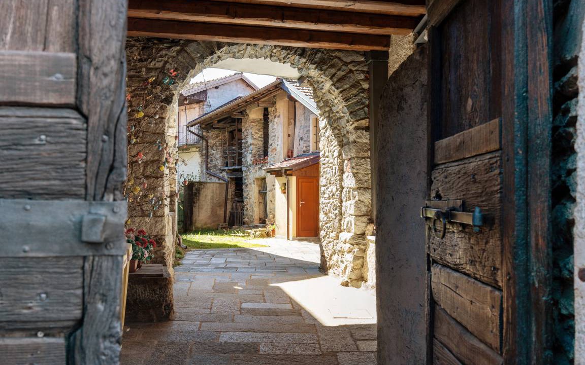 Photo of Others in Armeno
