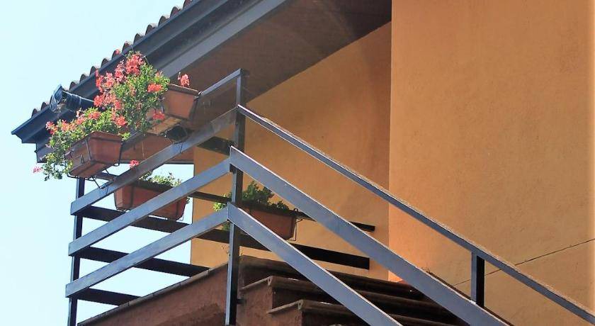Photo of Patio Balcony in Montano Antilia