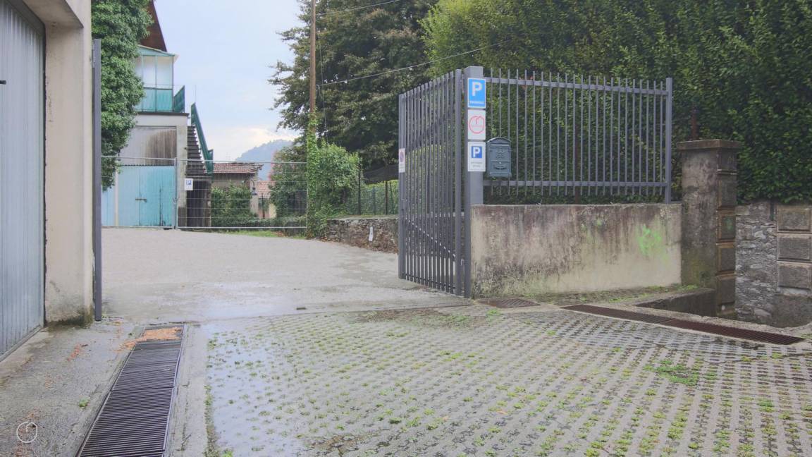 Photo of Others in Torno