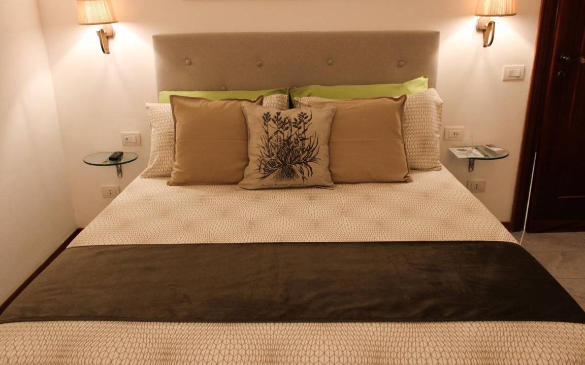 Photo of Bedroom in Latina Lido