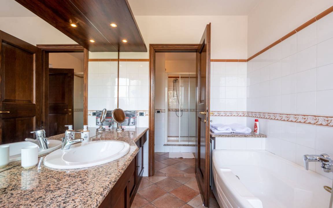 Photo of Bathroom in Basaluzzo