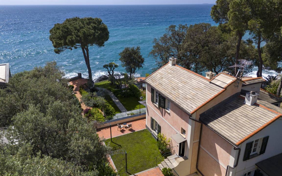 Photo of Others in Recco