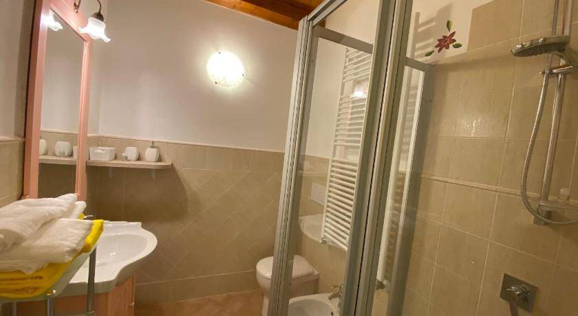Photo of Bathroom in Fornole