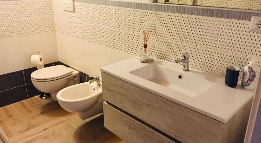 Photo of Bathroom in Minturno